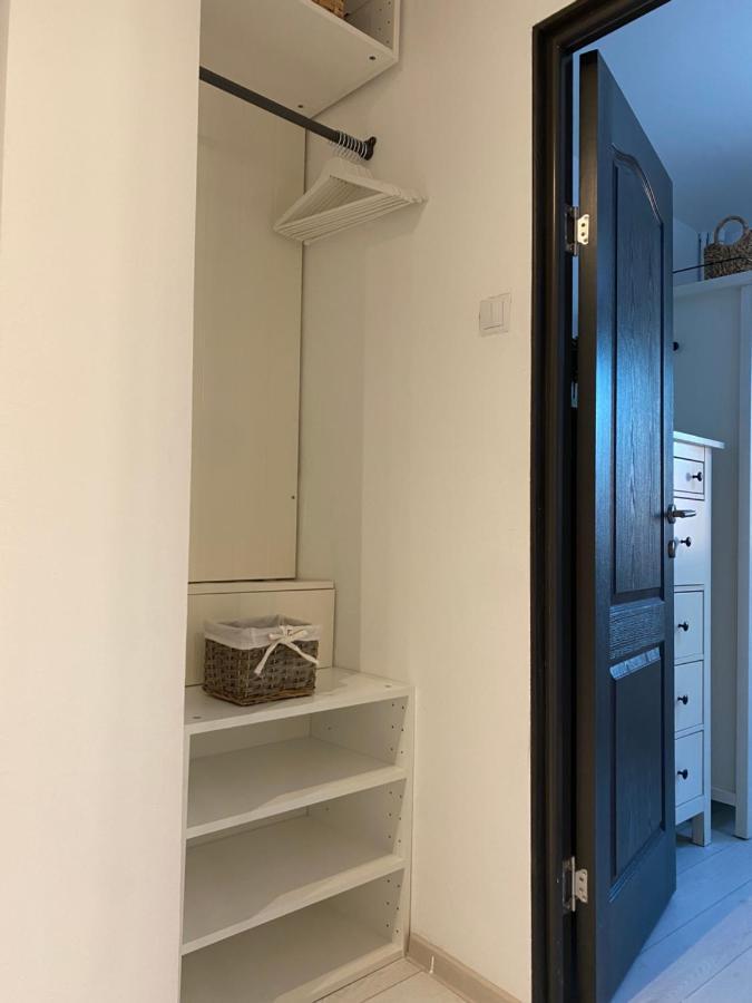 Evan Cozy Flat With Balcony & Parking, 13 September Bukarest Exterior foto
